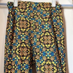 LuLaRoe buttery soft leggings. One size Like new.